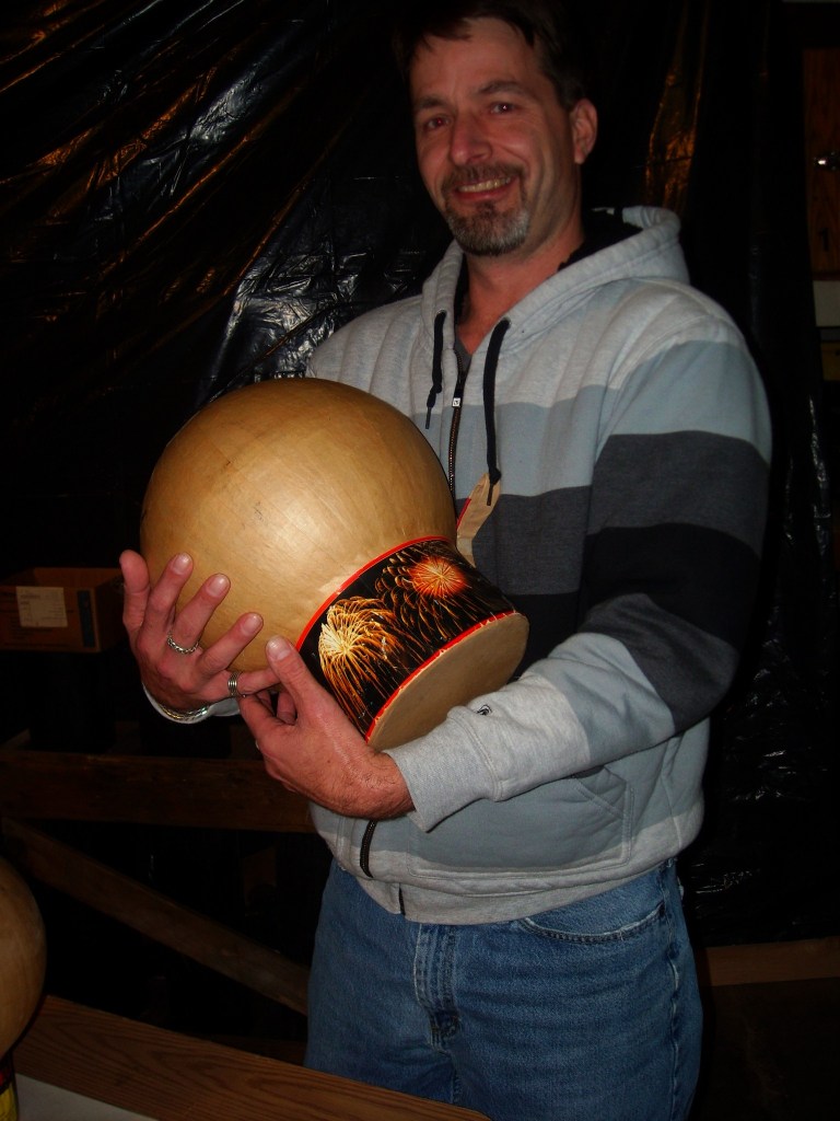 12 inch aerial fireworks shell